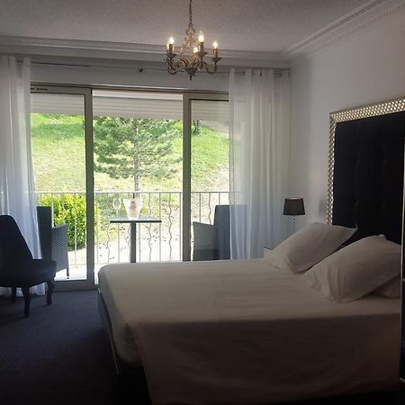 Hotel Les Deux Lions Riez Zewnętrze zdjęcie